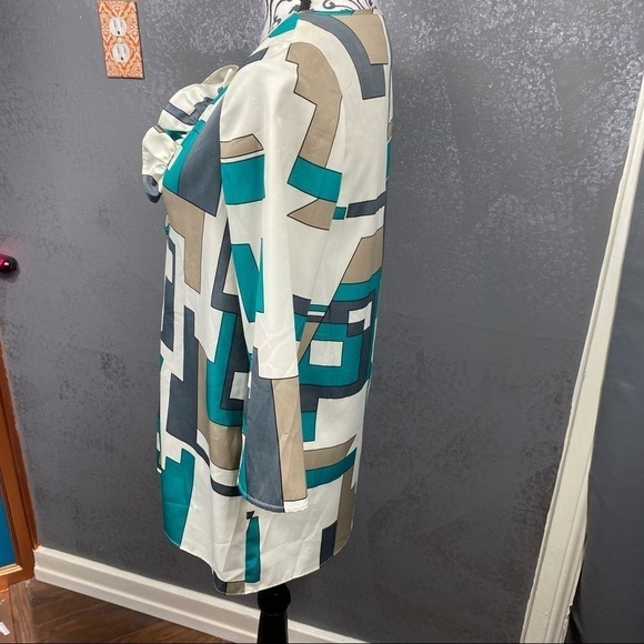 Lauren Moffatt retro vibe green white gray geometric keyhole ruffle long tunic - Picture 5 of 8